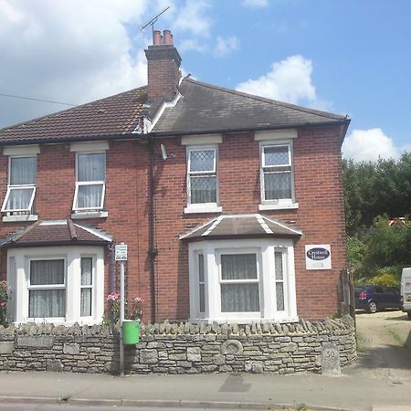 Crestwell House Bed & Breakfast Eastleigh Bagian luar foto